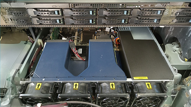 Installazione e manutenzione di server e hardware